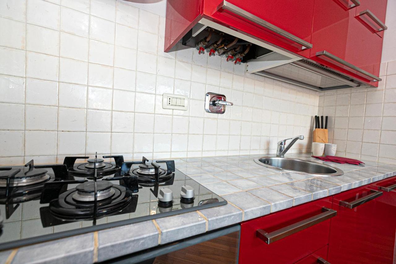 Apartment Real Italian Estate - Red Coral Genua