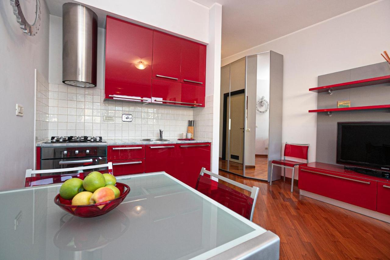 Real Italian Estate - Red Coral Apartment